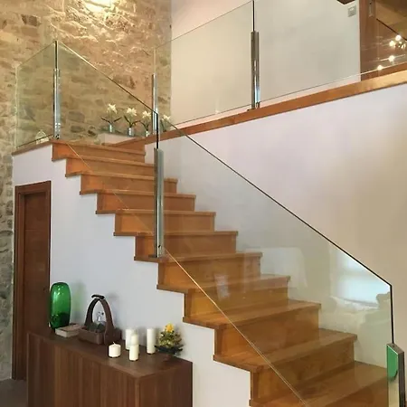 Casa Exclusiva En Cervo