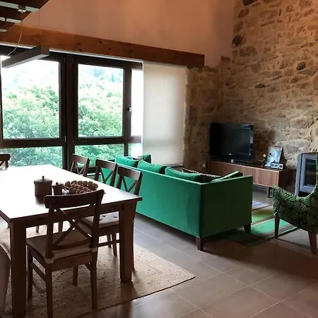 Casa Exclusiva En Cervo
